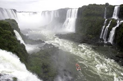 Las Cataratas del Iguazú argentino-brasileñas fueron elegidas una de las nuevas 7 maravillas del mundo