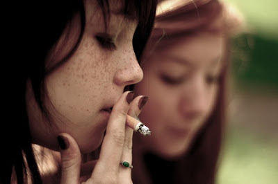 Baja el consumo de cigarrillo entre los jóvenes argentinos