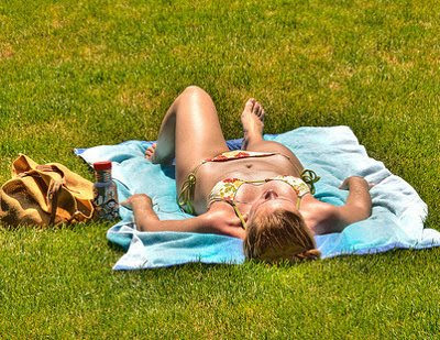 Uno de cada 3 argentinos no se cuida para tomar sol