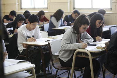 Argentina: Pese al aumento del gasto en educación, hay más jóvenes con problemas de lectura