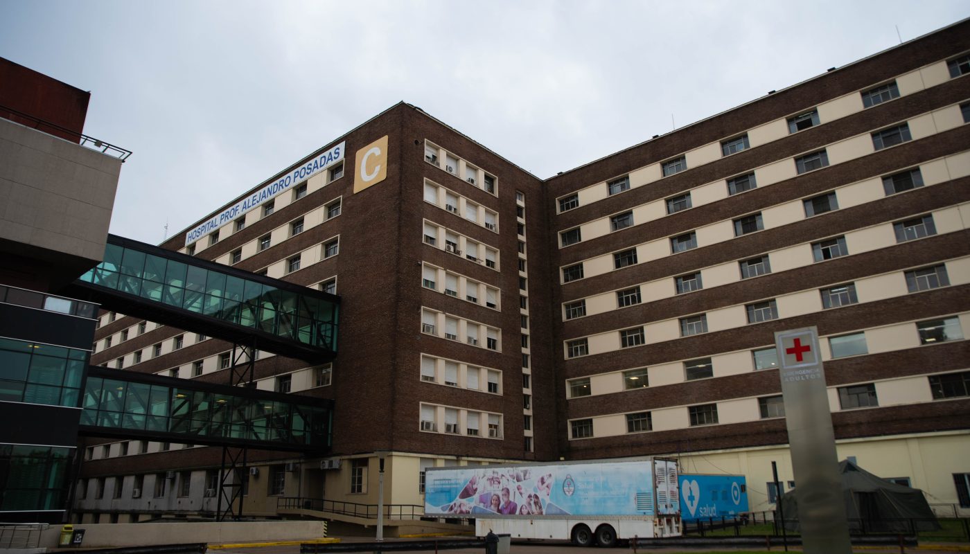 Salud pública: qué extranjeros deberán pagar por la atención y cuáles son los hospitales nacionales alcanzados